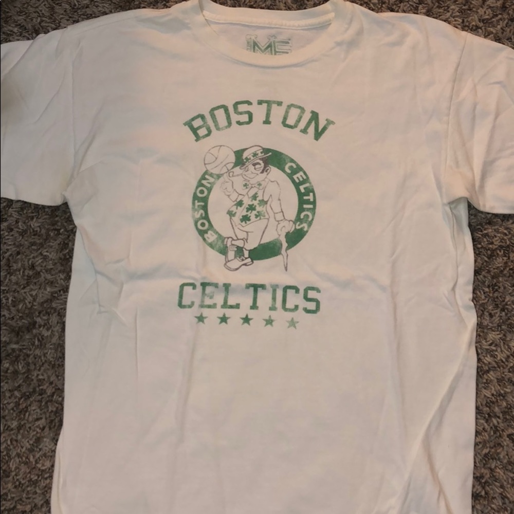 Boston Celtics distressed t-shirt